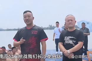 威利-格林谈阿尔瓦拉多：他很聪明 能做出正确的决定